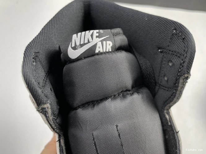 Air 1 High Jordan White Grey Black Smoke Retro Light 555088-035 0812